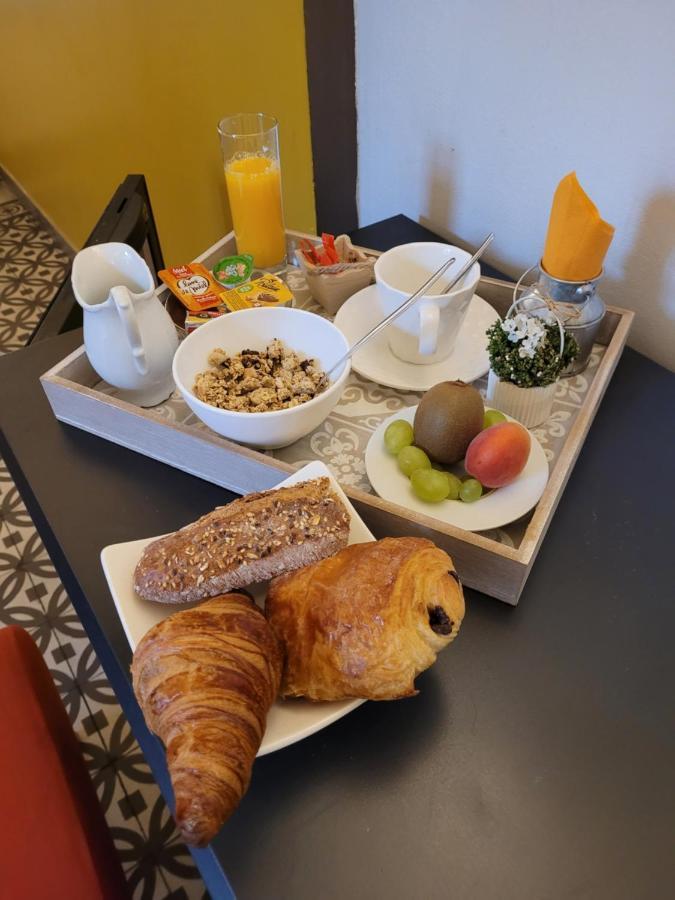 Hotel La Benoîte à Salles-Arbuissonnas-en-Beaujolais Extérieur photo